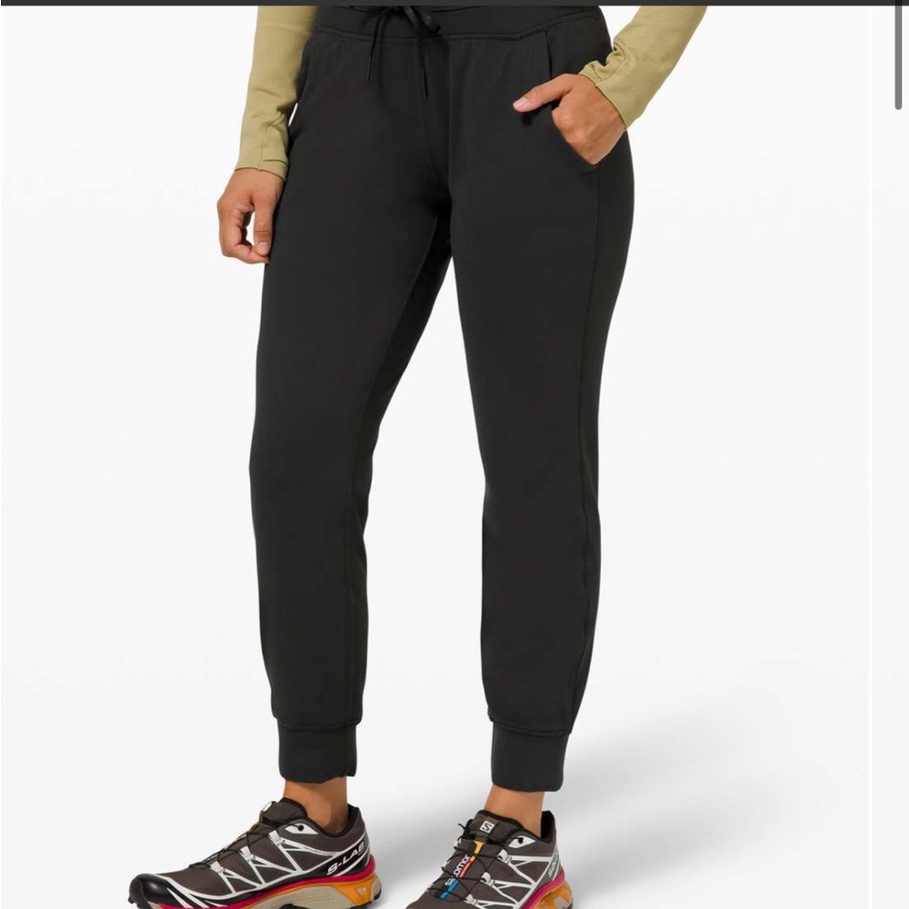 Lululemon Ready to Rulu 7/8 Joggers